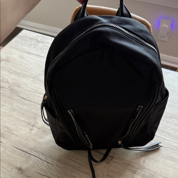 LD Black nylon backpack - Picture 4 of 9